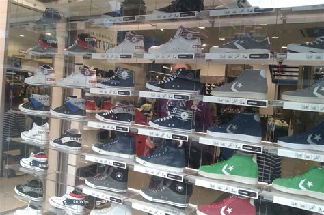 Foot Locker in Rotterdam: Rotterdam, Zuid.